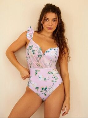 ✨Floral Printed Ruffled Strap One-Piece Swimsuit Size S
